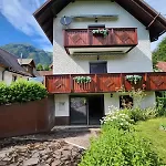 Lejlighed & Wellness Kal Koritnica